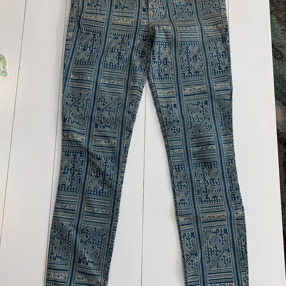 Free People  Cropped Jeans Size 26